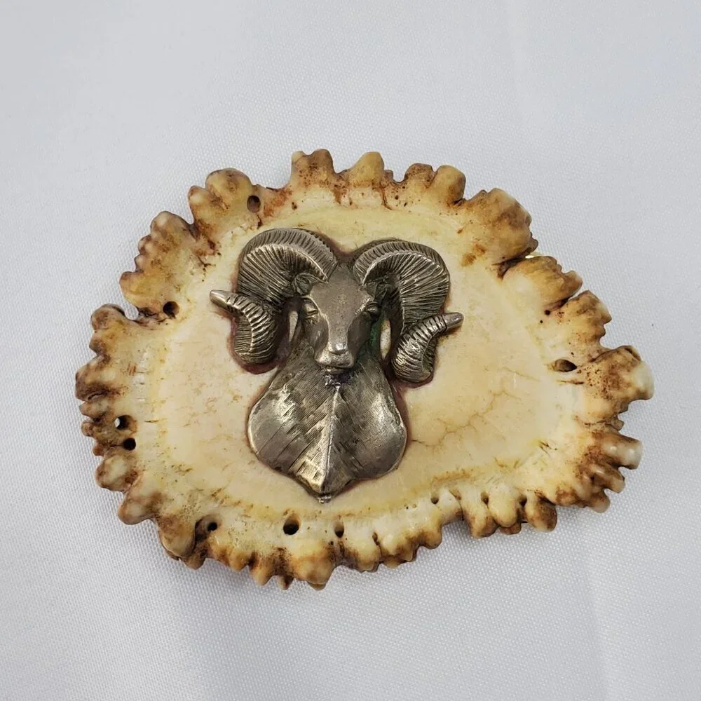 VTG Elk Antler Belt Buckle With Pewter Ram Big Horn Sheep Head Design 4x3 inches